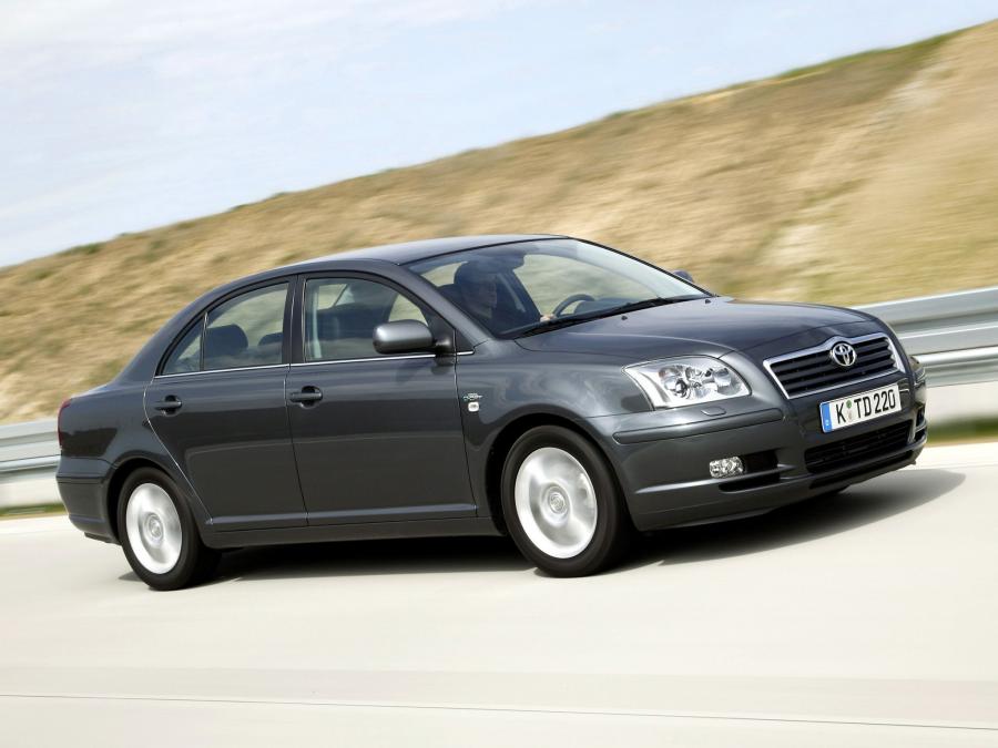  Toyota Avensis Sedan 2003 года  (фото 11 из 30)
